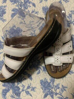 Clarks Women's White Sandals